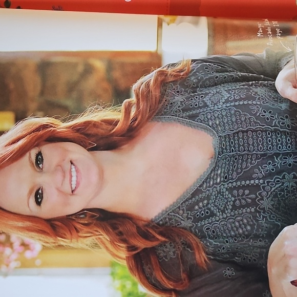 The Pioneer Woman Cooks Cookbook, Come & Get It! 398 PAGES - Picture 8 of 8